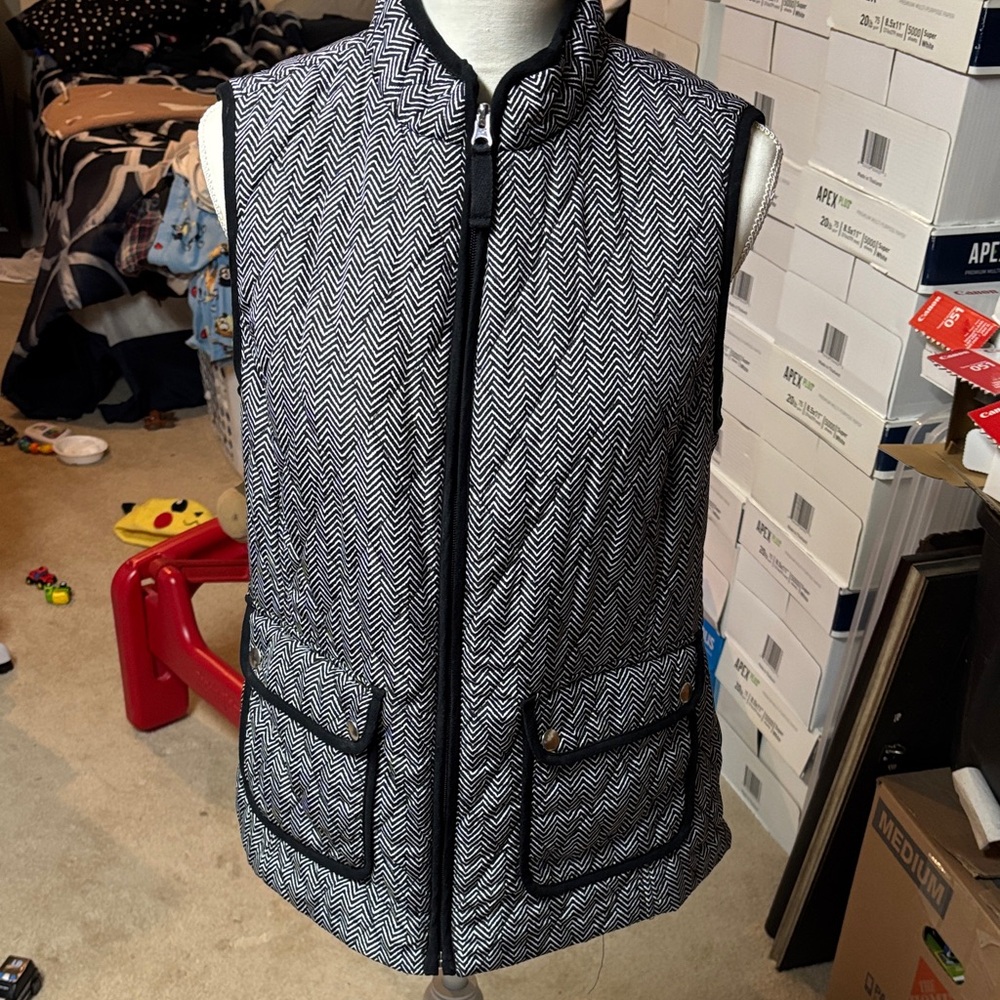 Black and White Chevron Puffer Vest